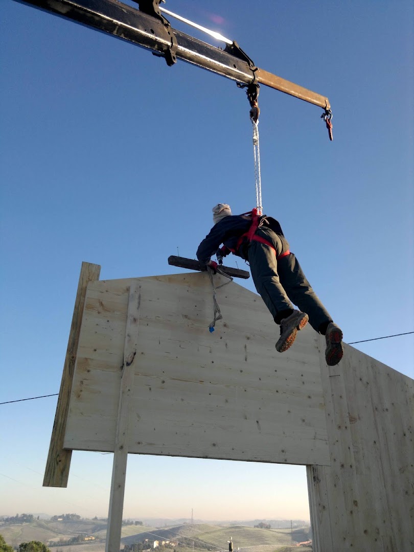 Riccardo Grossi Montaggi e Traslochi — Foto 10
